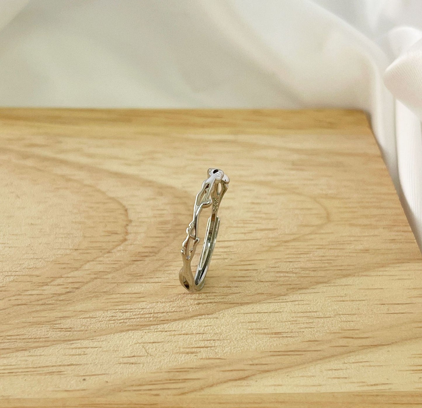 Mori Style Fresh Thorns Index Finger Rings