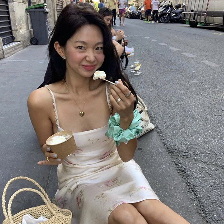 Women's High-grade Metal Heart Retro Personality And Necklaces