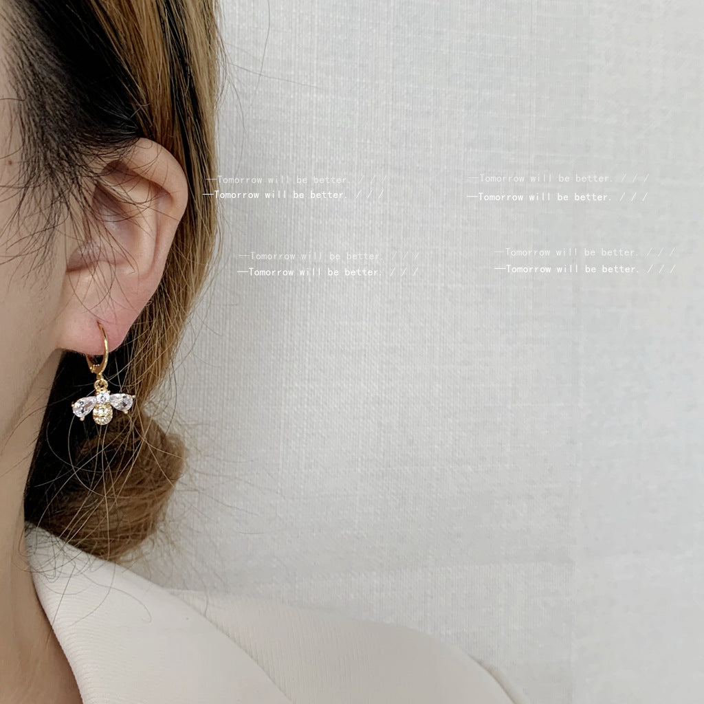 Women's Zircon Bee High-grade Plated Fashion Design Earrings