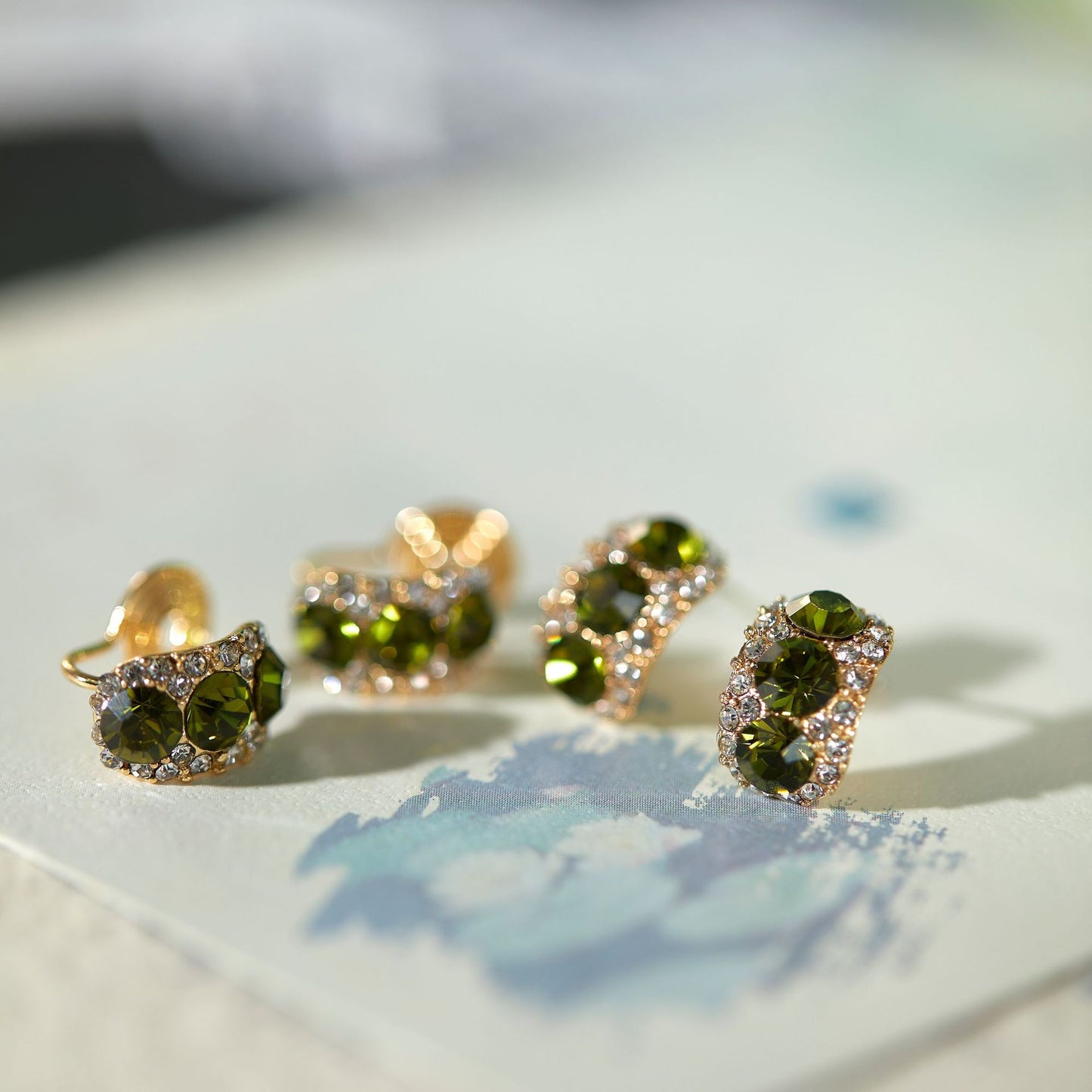 Bobine de moustique à Clip blanc quotidien en Zircon, sans boucles d'oreilles