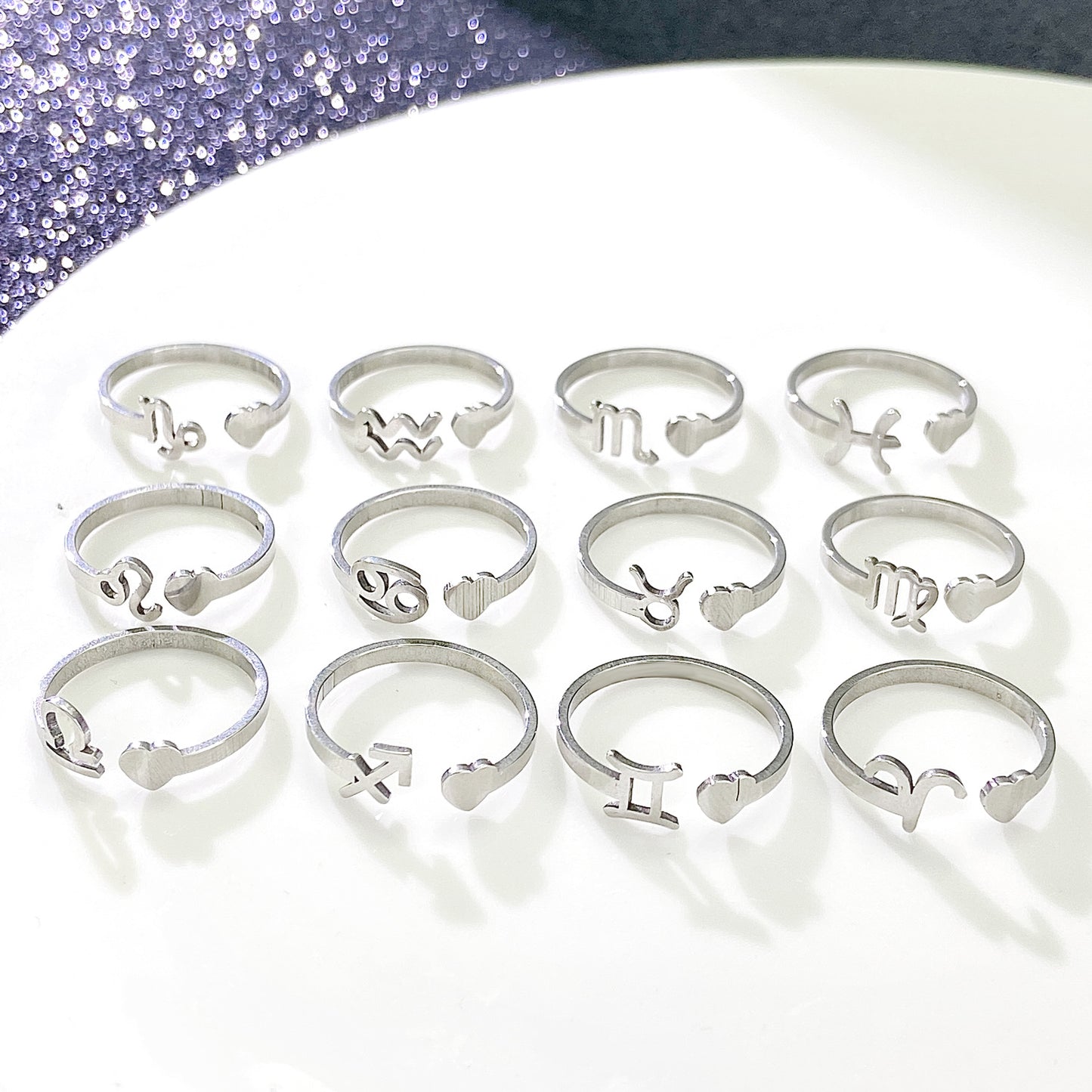 Konstellationen Dreidimensionale Liebe Kleine Finger Offene Ringe