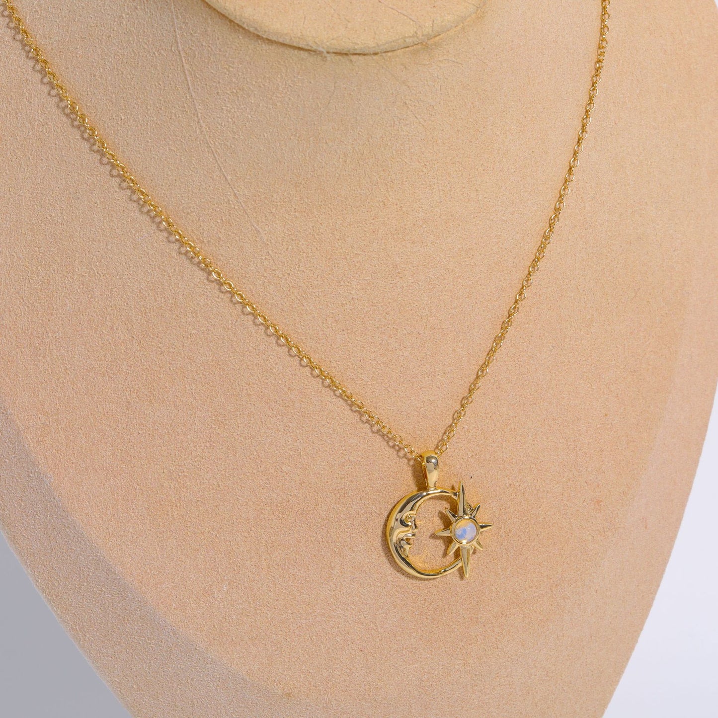 Colliers de clavicule avec pendentif en opale Moon Sun Hug