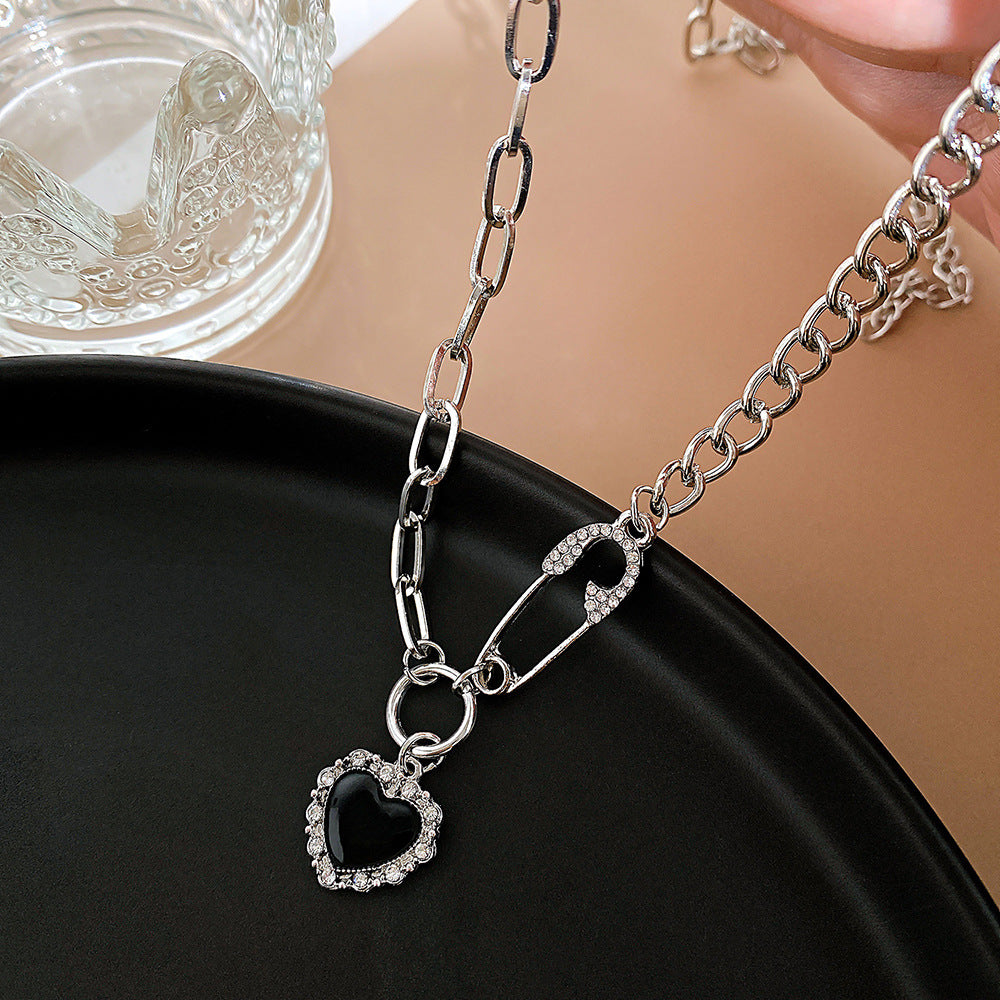 Black Heart-shaped Female Pin Personality Fashion Vintage Sweater Necklaces