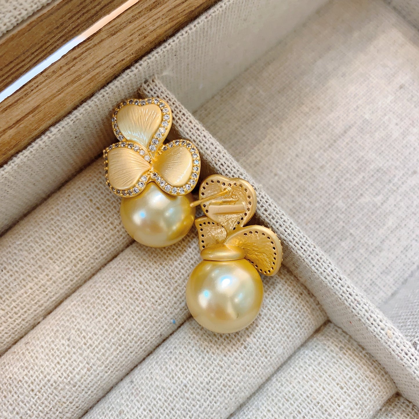 Pearl Flower Sier Needle Style Retro Earrings