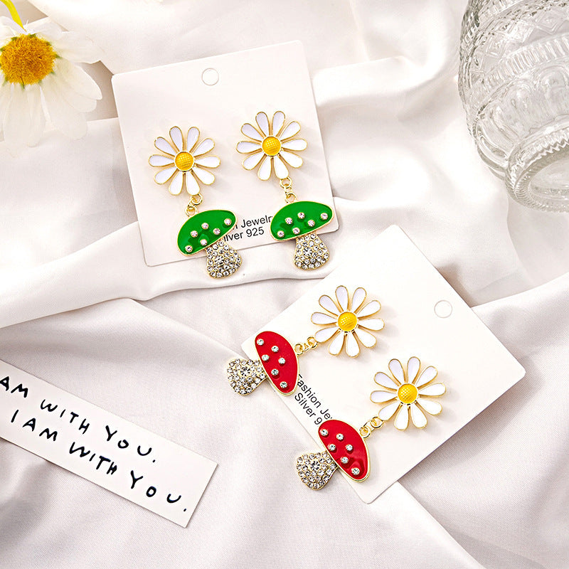 Women's White Small Daisy Sweet Creative Personality Mushroom Fashion Earrings