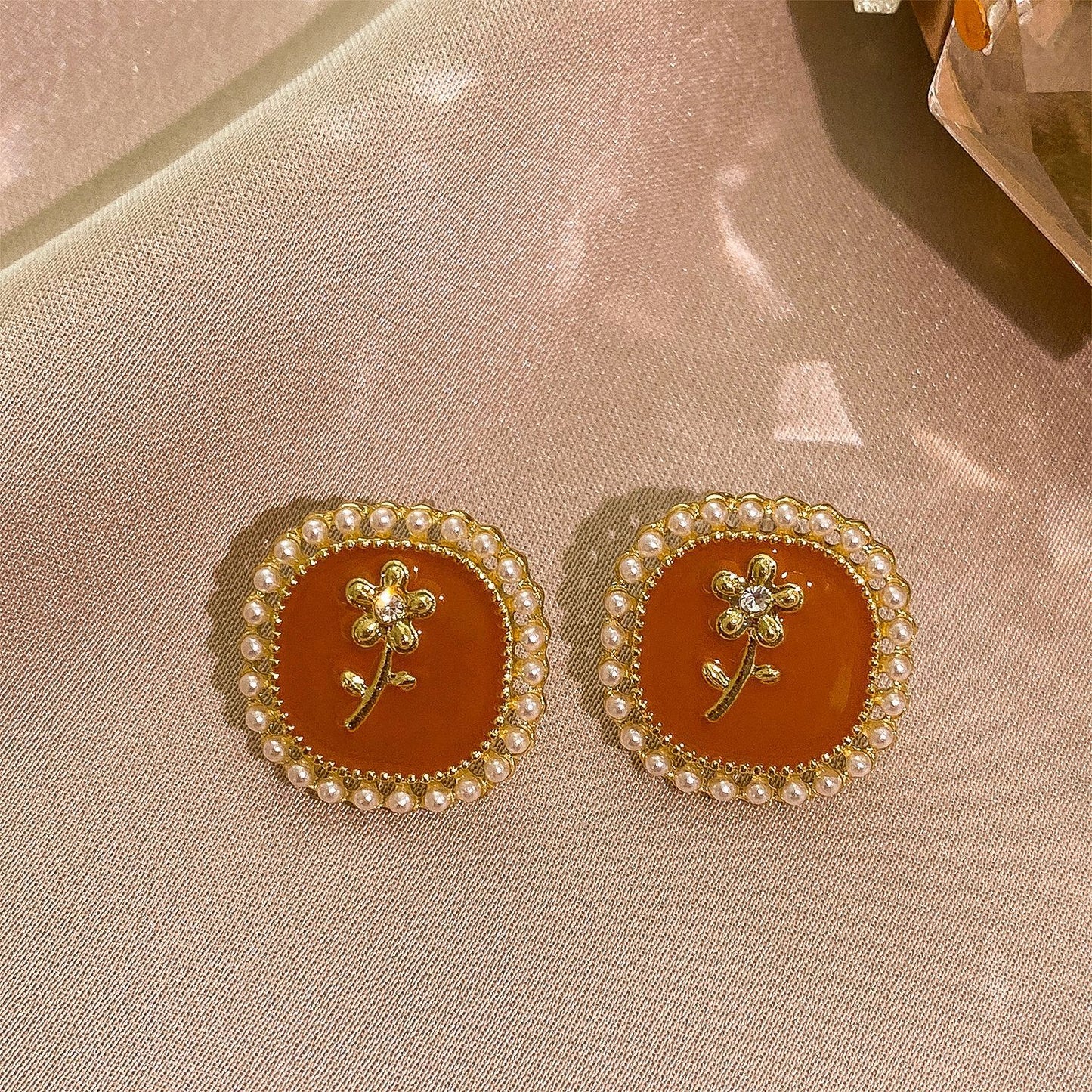 Women's Style Sier Needle Elegant High-grade Warm Earrings
