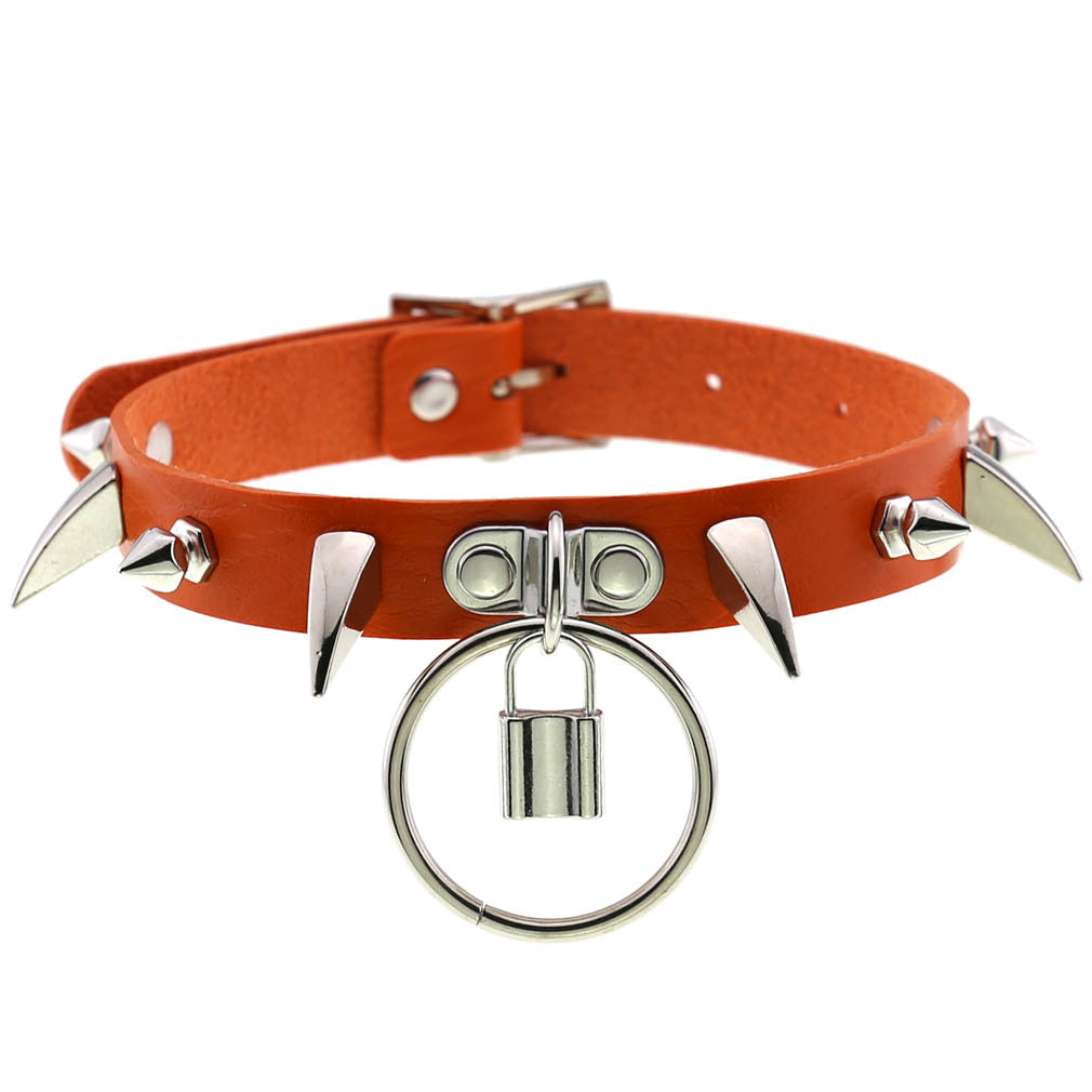 Collier à rivets en corne de cuir, colliers suspendus de personnalité