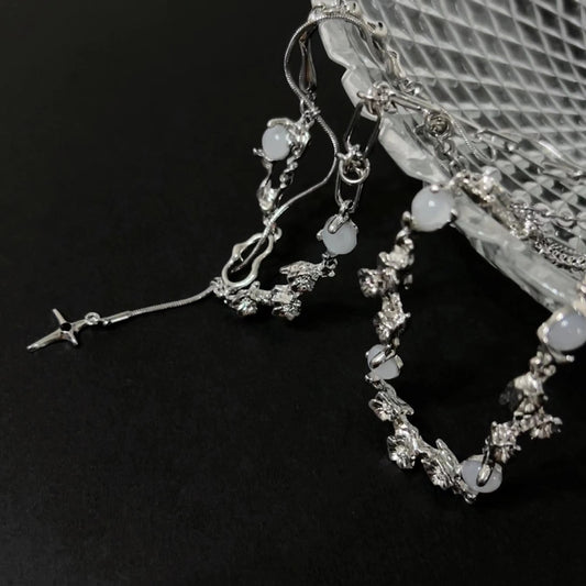 Colliers spéciaux de conception féminine en pierre de lune à motif de Texture