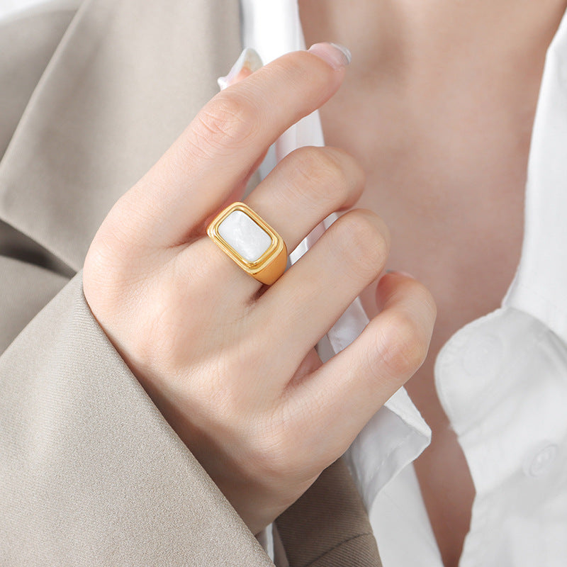 Style Inlaid White Sea Shell Female Titanium Rings