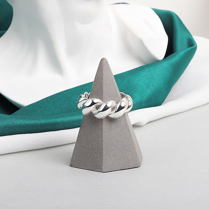 Metal Twist Hollow Index Finger Three-dimensional Gold Plated French Rings