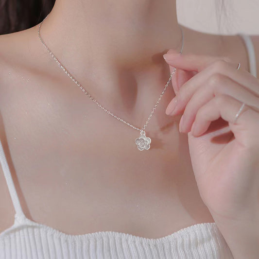 Pendentif tempérament féminin, colliers simples à la mode sauvage