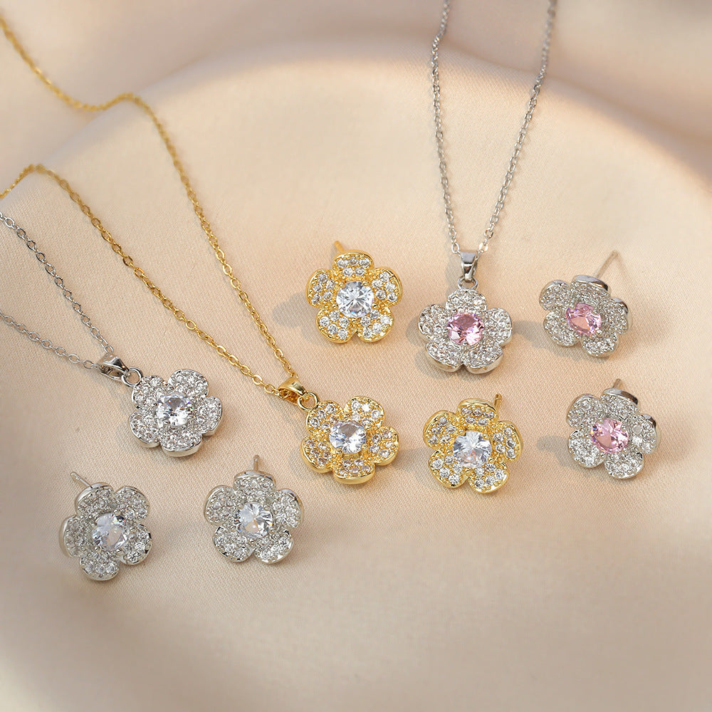 Colliers de luxe légers en forme de fleur de Zircon, intérêt spécial