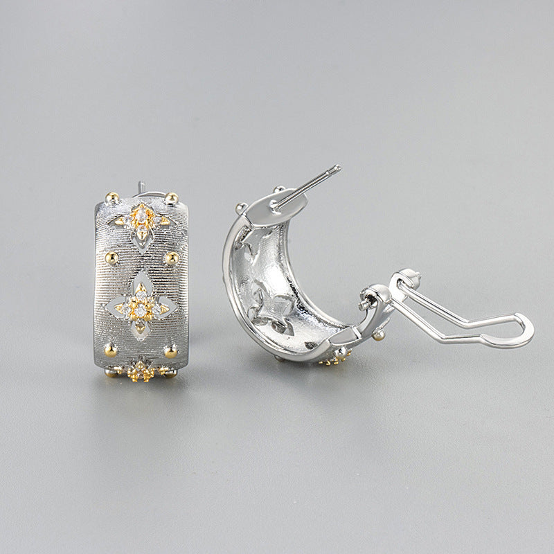 Exquisite Four-leaf Clover Sand Personality Trendy Unique Design High Stud Earrings