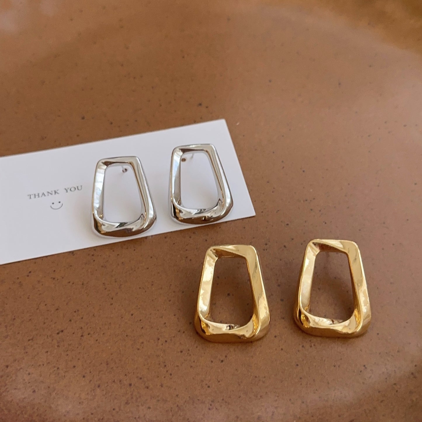 Women's Simple Geometric Irregular Cold Niche Temperament Earrings