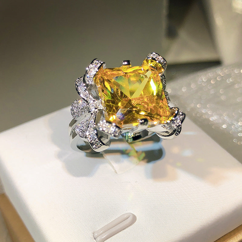 Luxury Diamond Yellow Princess Square Ice Flower Rings