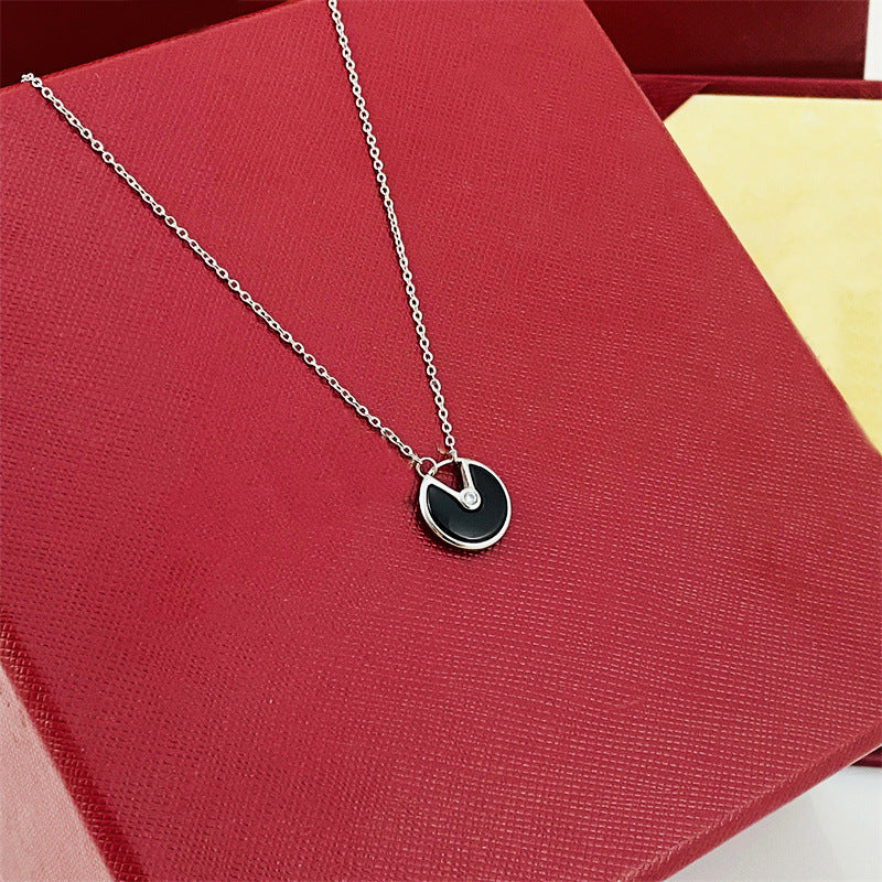 Rose Gold Plated White Shell Carnelian Clavicle Necklaces