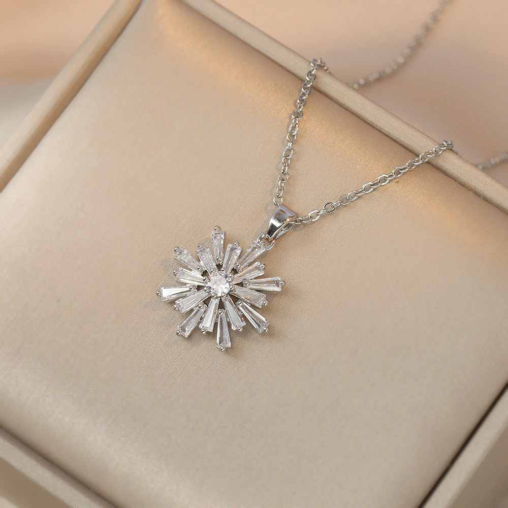 Snowflake Zircon Flower Special Interest Light Luxury Design Necklaces