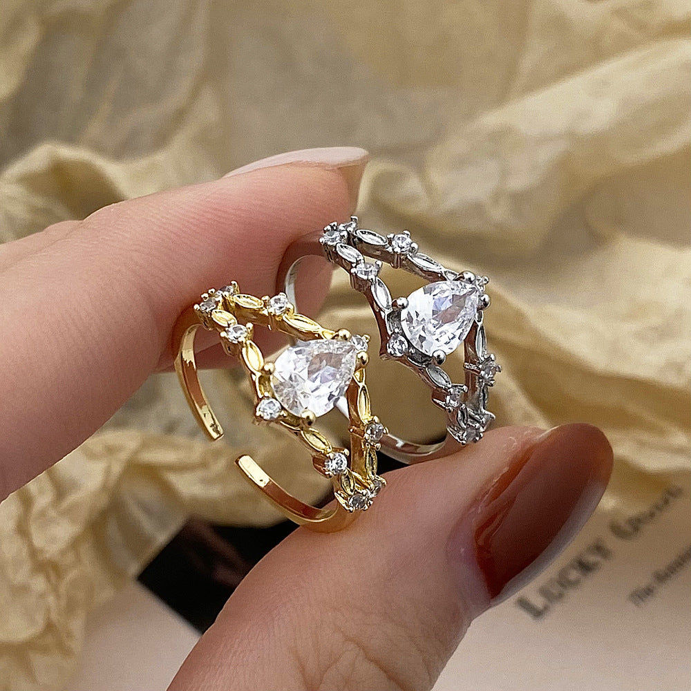 Offene, hochwertige, elegante Ringe im Feen-Design