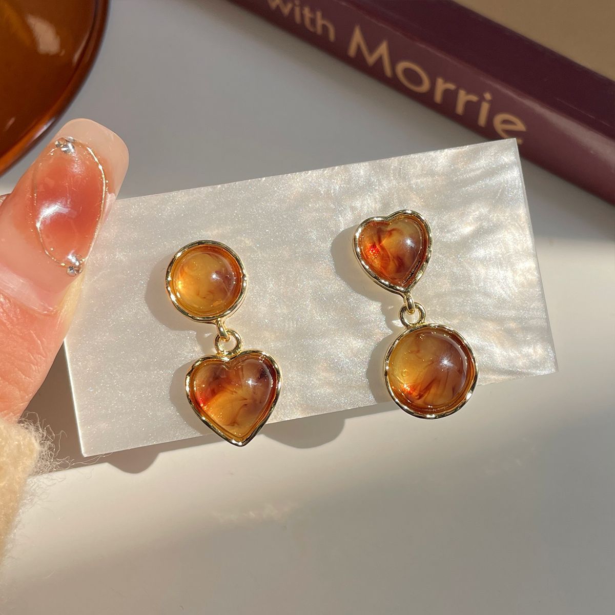 Women's Simple Elegant Amber Clear Geometric Niche Design Sier Earrings