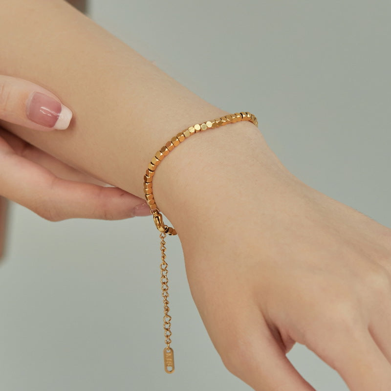 Vergoldete kleine Stücke von Sier-Armbändern