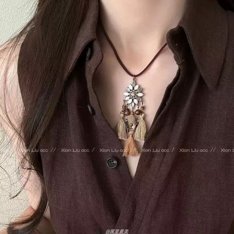 Bow Long Sweater Sier Versatile Accessory Necklace