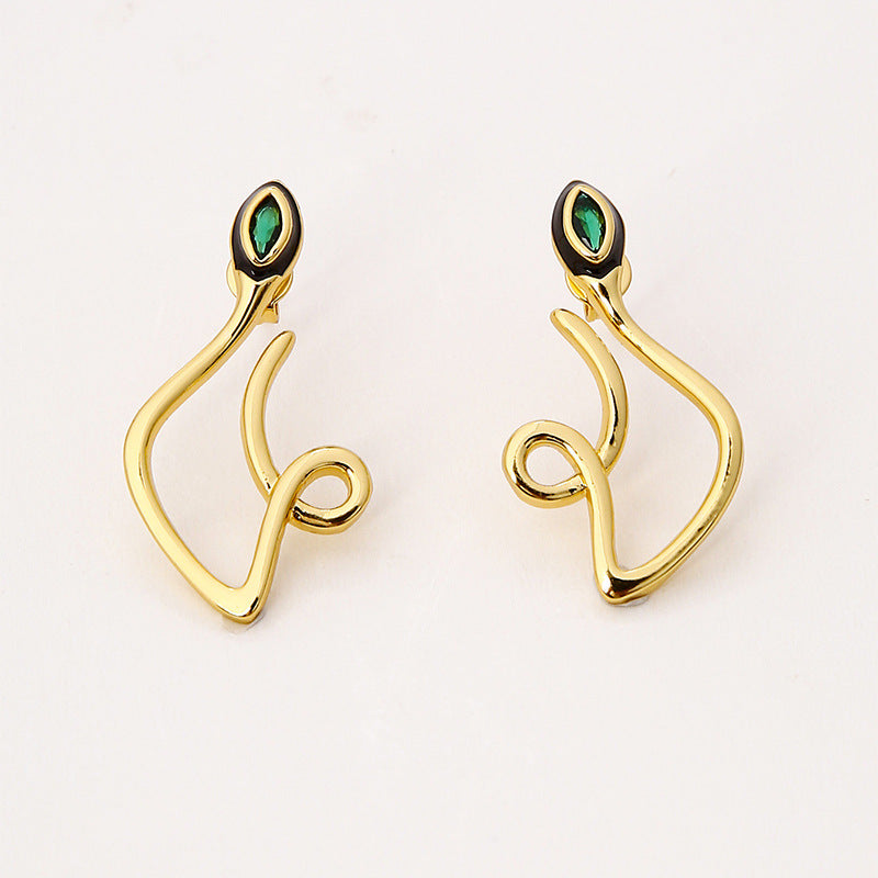 Women's Style Retro Fashion And Personalized Design Elegant Light Luxury Earrings