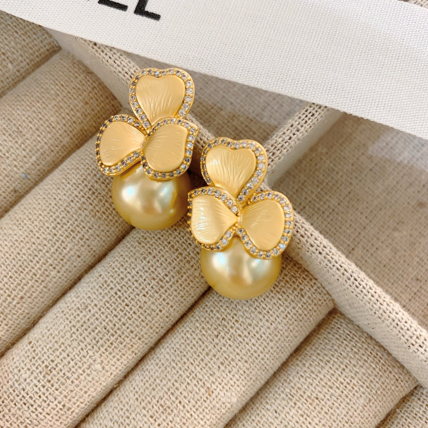 Pearl Flower Sier Needle Style Retro Earrings