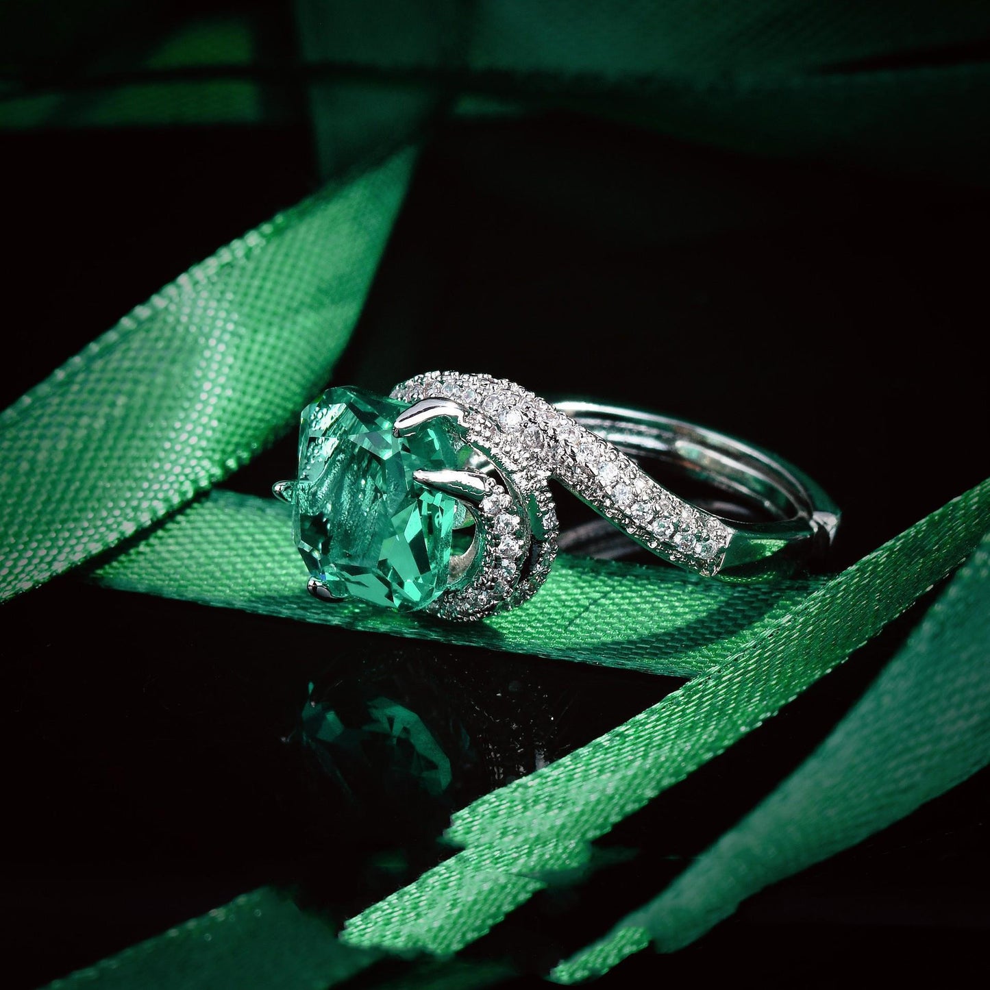 Lake Water Green Color High Carbon Rings