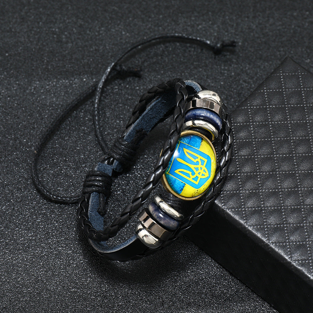Kreative handgefertigte Armbänder aus Leder mit ukrainischem Muster