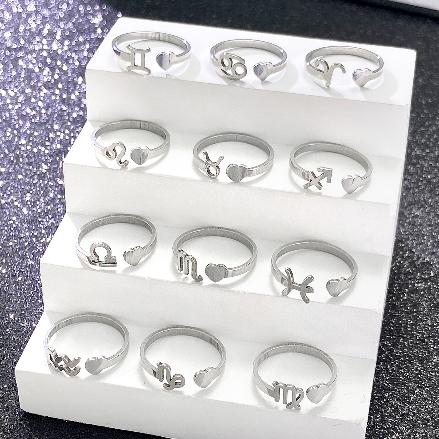 Konstellationen Dreidimensionale Liebe Kleine Finger Offene Ringe