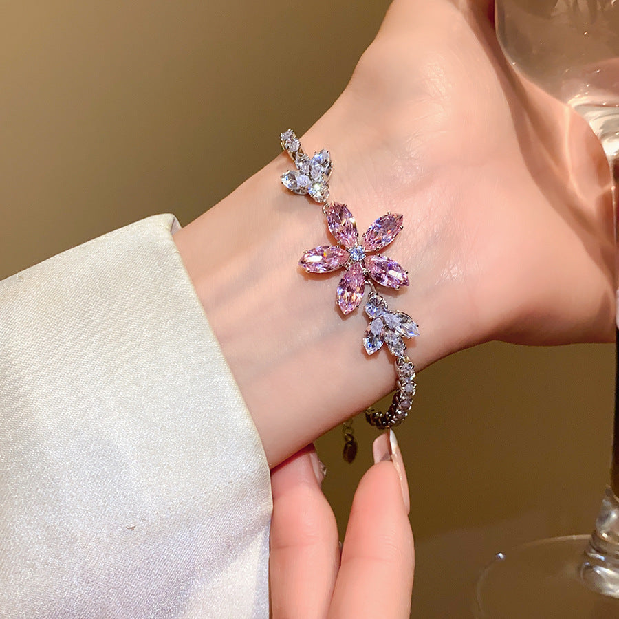 Round Pull-out Retro Minority Elegant Light Luxury Bracelets