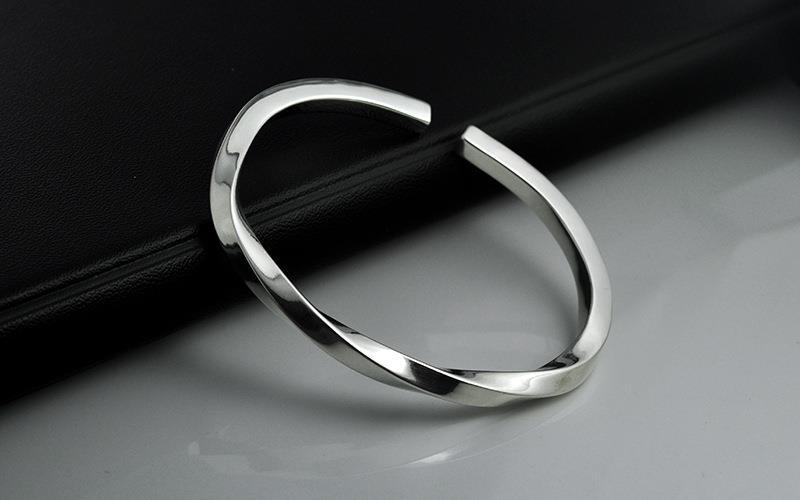 Men's Thai Sier Mobius Strip Vintage Handmade Old Bracelet