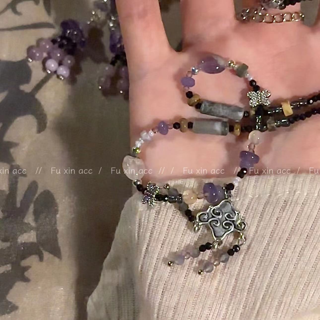 Style traditionnel léger luxe rétro minorité violet Totem gland colliers