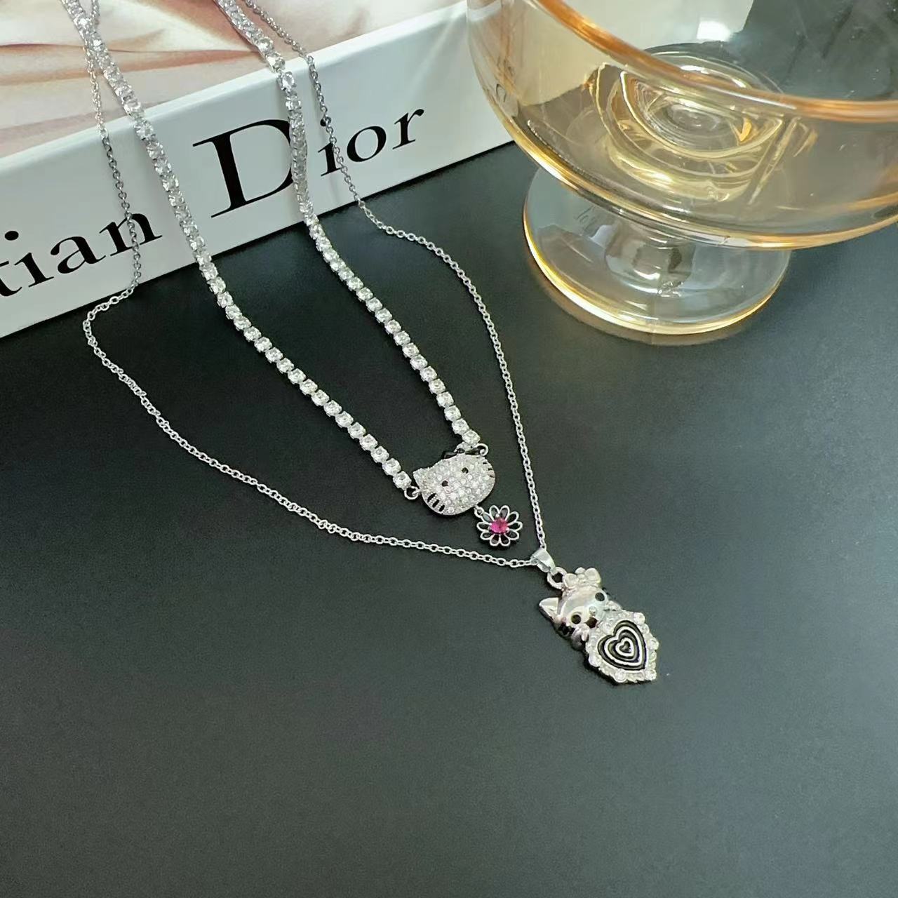 Diamond Light Luxury Clavicle Chain Hello Necklaces