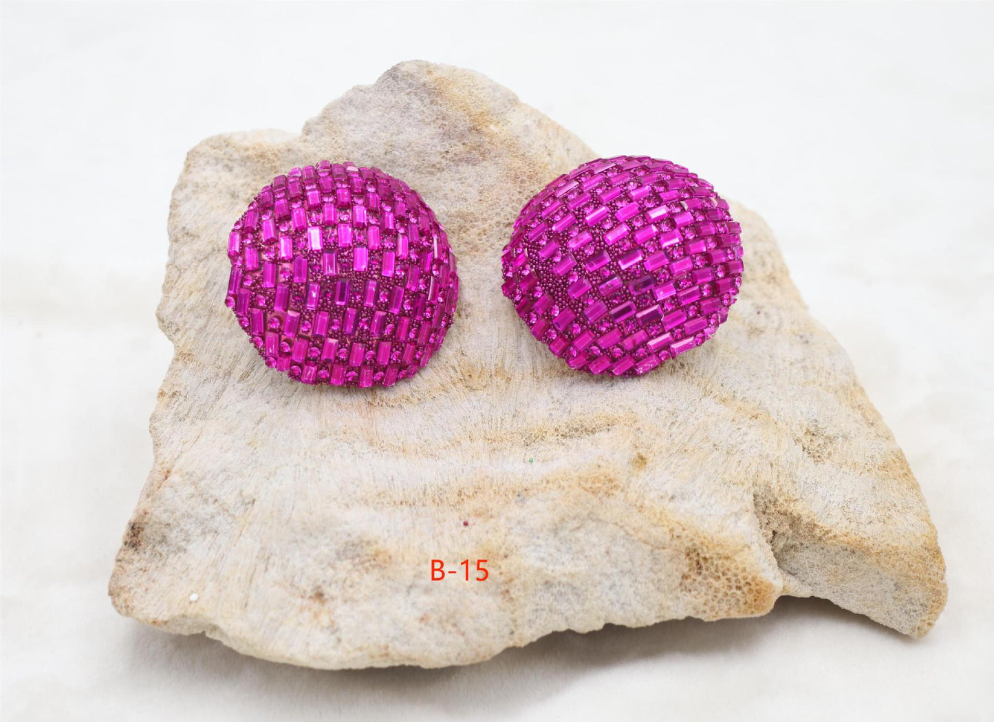 Circle Metal Button Ear Elegant Generous Earrings