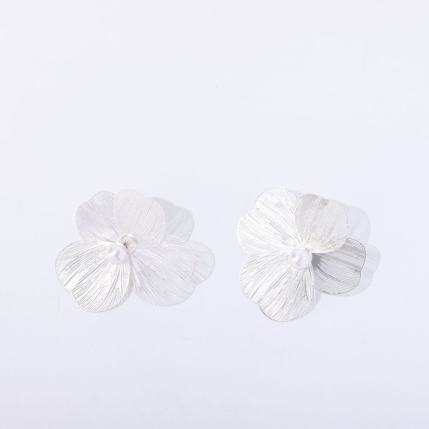 Exquisite Sier Needle High Sense Design Earrings