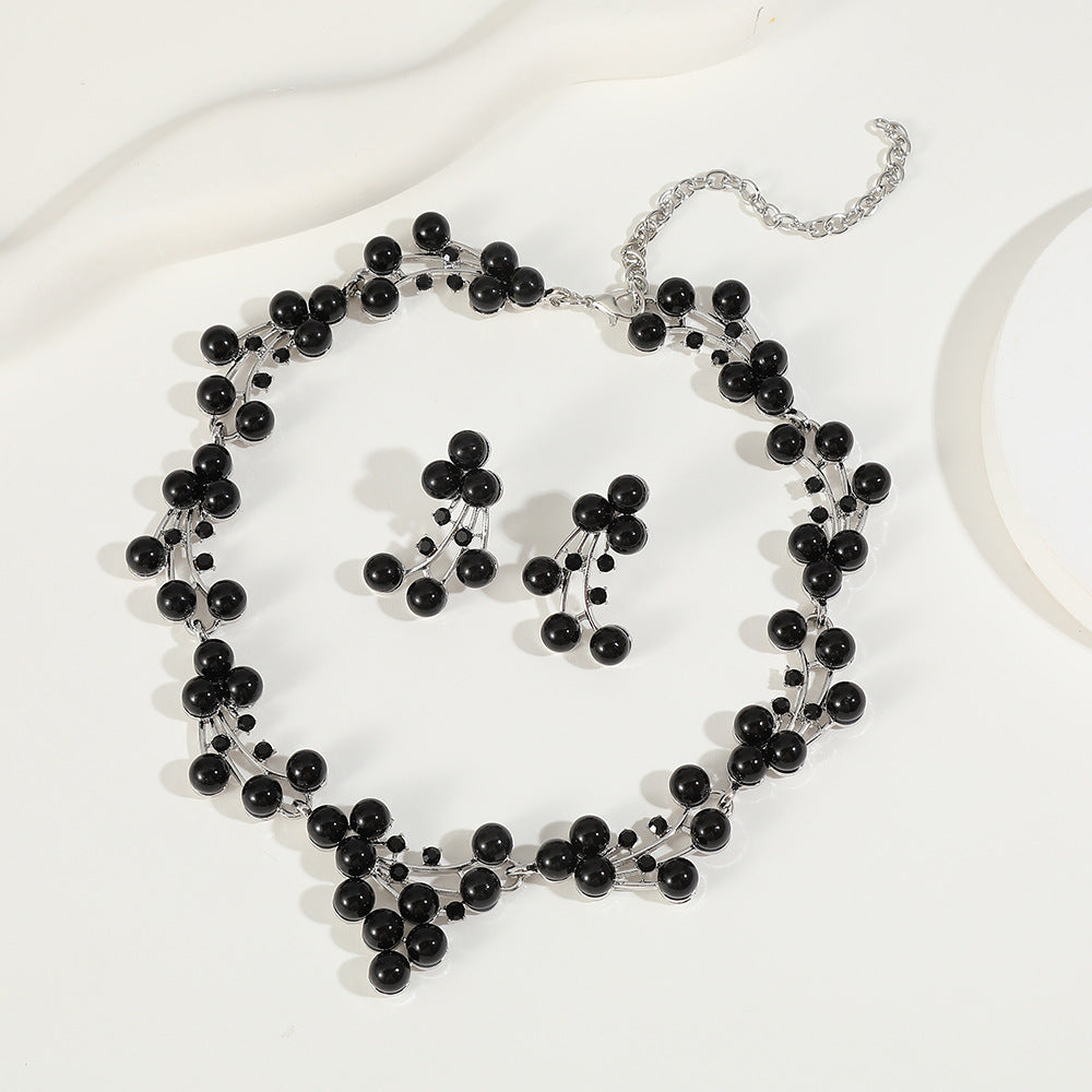 Suit Female Light Luxury Minority Sweater Chain Necklaces