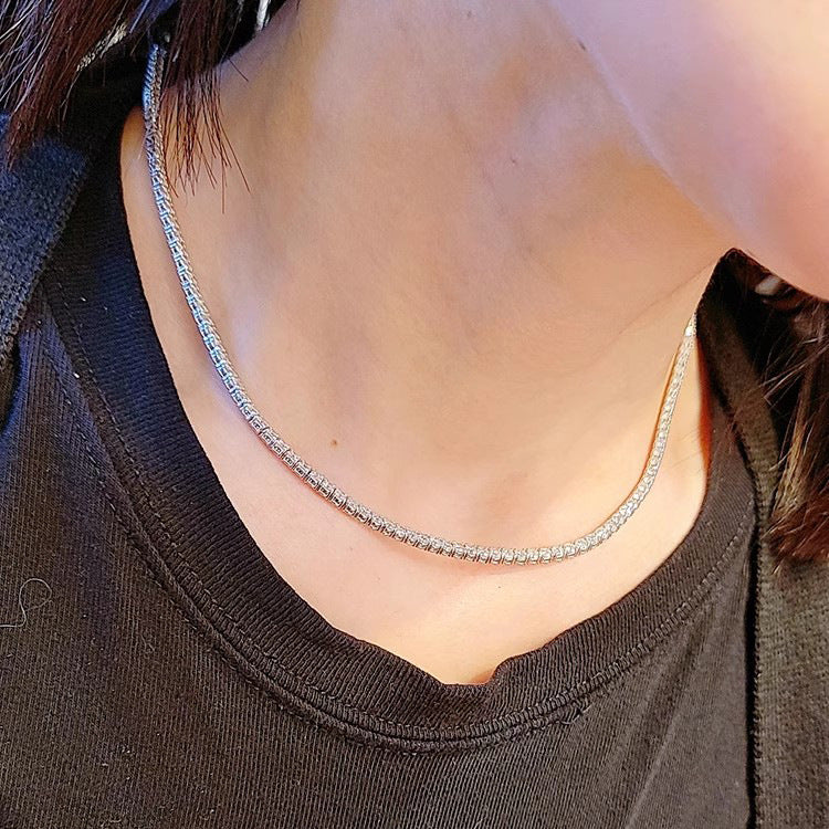 Colliers importés de pull à chaîne universelle de simulation de diamant pour femmes