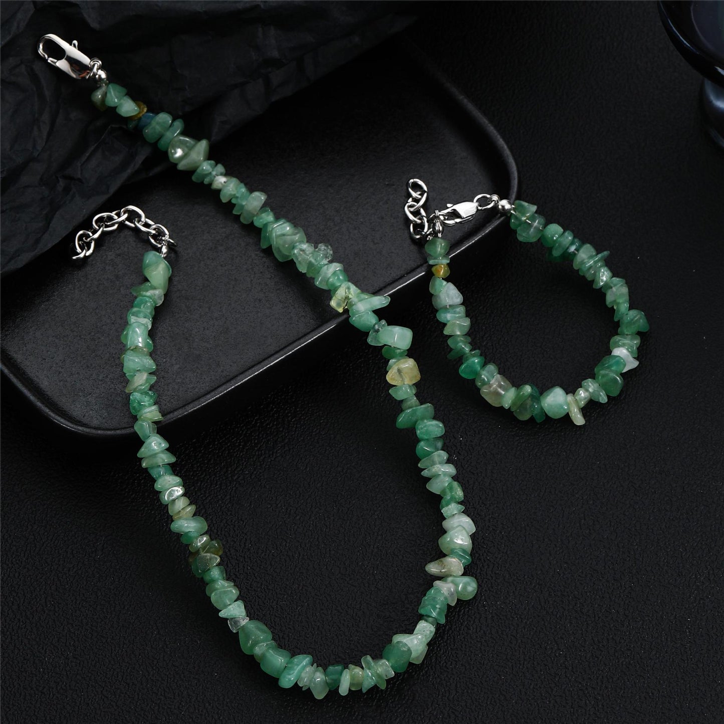 Accessoires tendance en pierre naturelle, colliers rétro en pierre de lune noire