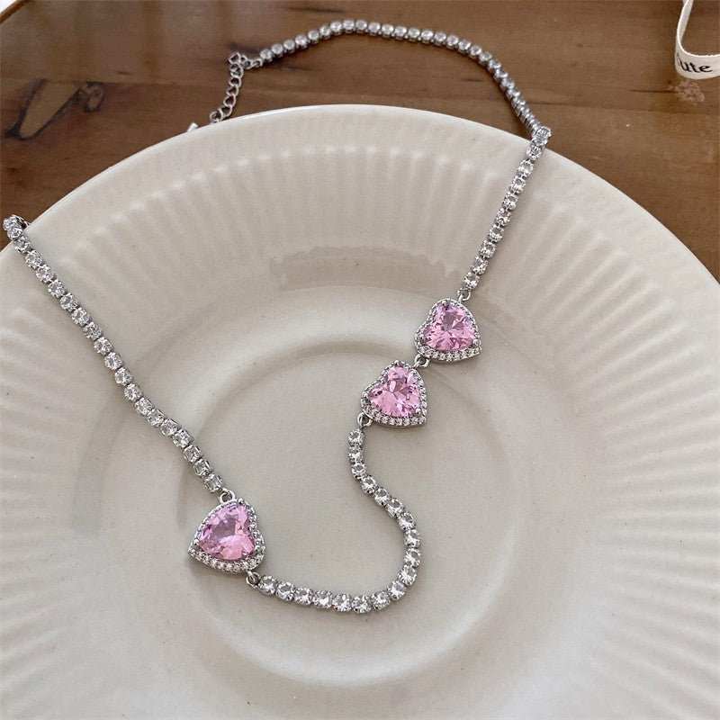 Les fans de luxe simples et légers adorent les colliers complets avec chaîne de clavicule