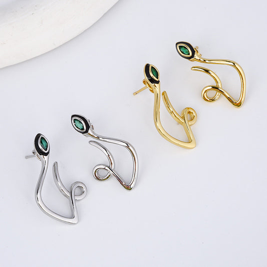 Women's Style Retro Fashion And Personalized Design Elegant Light Luxury Earrings