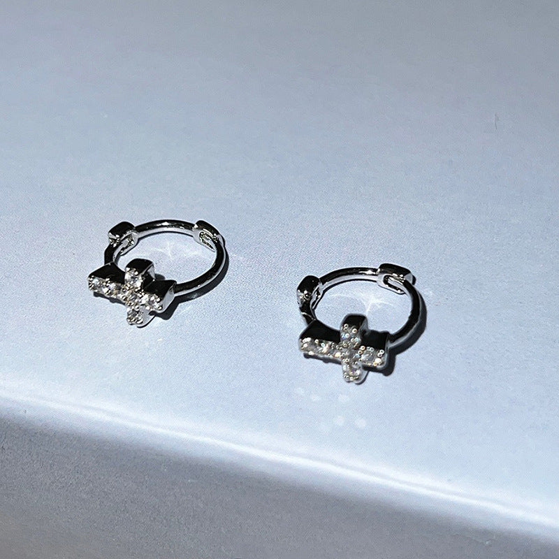 Damen-Kreuz-Ohrclips, leichte Luxus-Mini-Ohrringe mit kleinen eingelegten Zirkonen