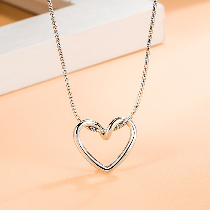 Women's Winding Love Design Sense Niche Trendy Necklaces