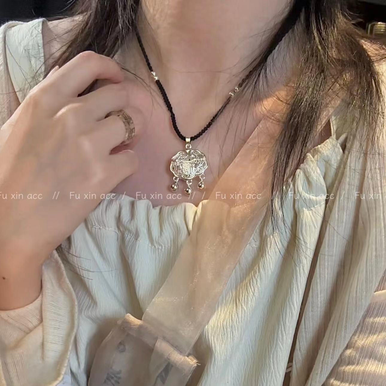 Style Safety Lock Hand-woven Lucky Pendant Bell Tassel Longevity Necklaces