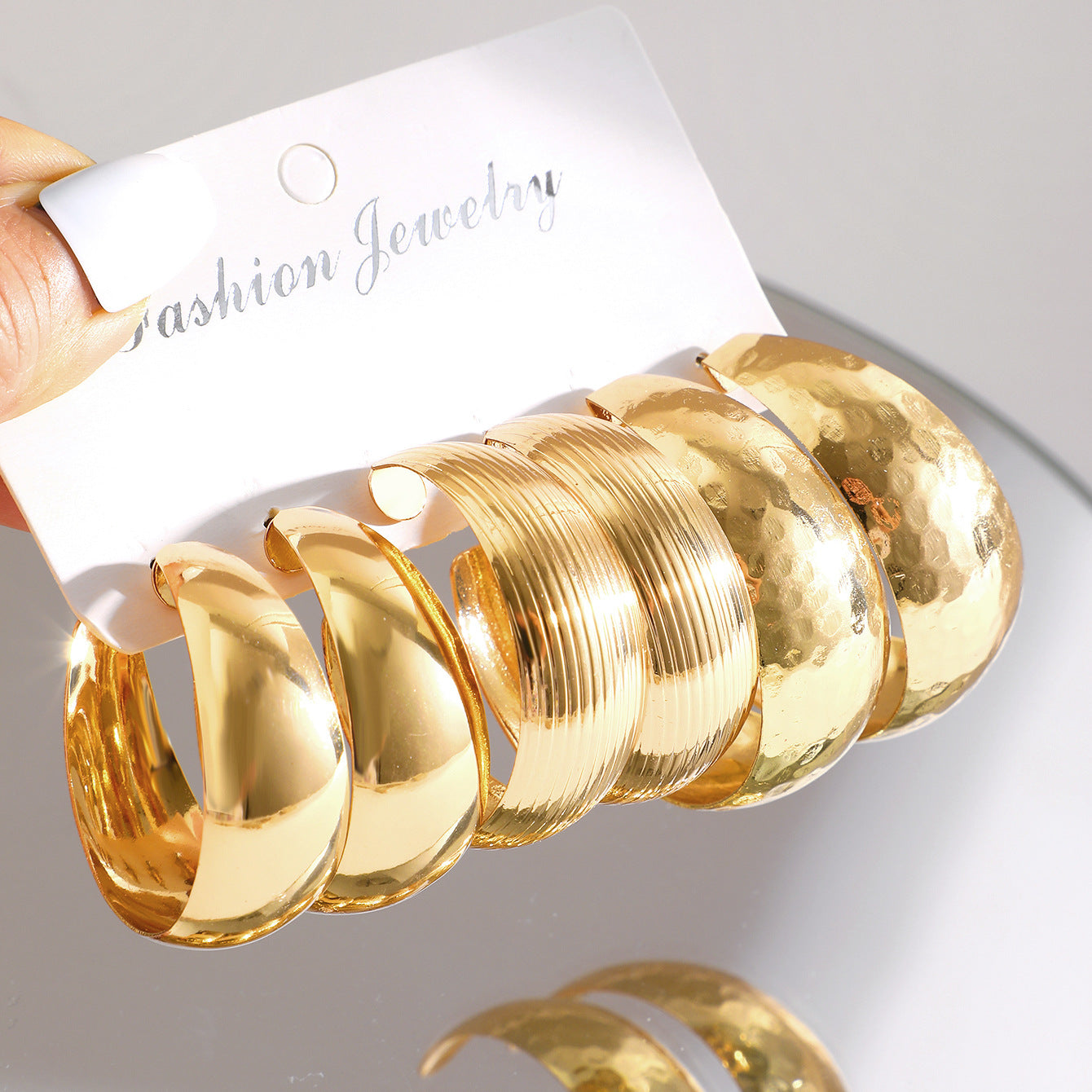 Personalized Metal Creative Retro Shaped Suit Earrings