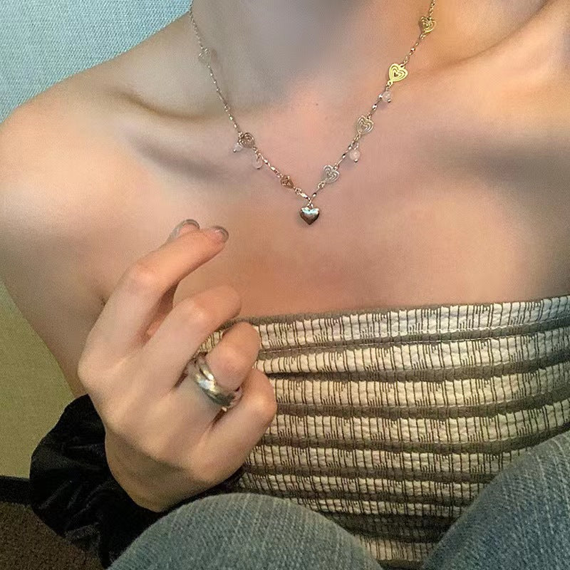 Colliers de perles roses avec pendentif de luxe léger pour femmes, tempérament minoritaire, Design sauvage