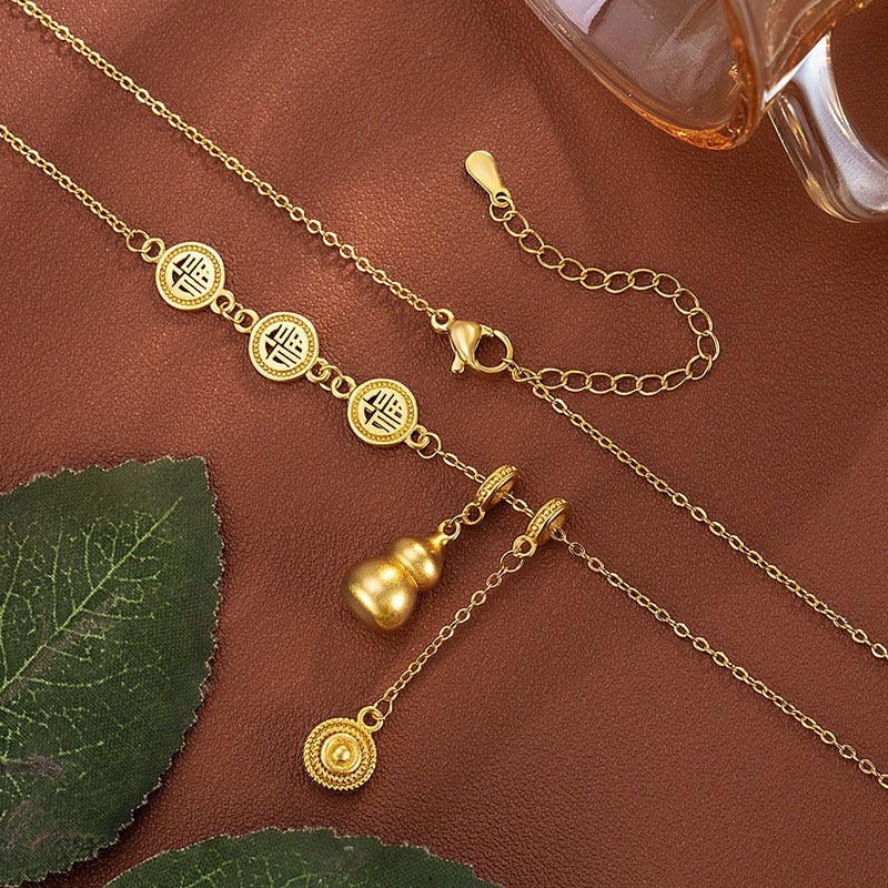 Women's High Sense Vintage Sweater Chain Light Luxury Necklaces
