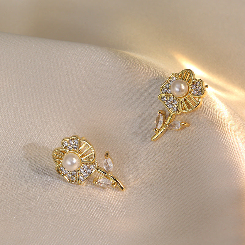 Pearl Zircon Special Interest Light Luxury Necklaces