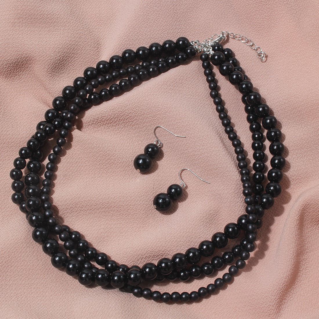 Bijoux en perles de perles, colliers simples et élégants