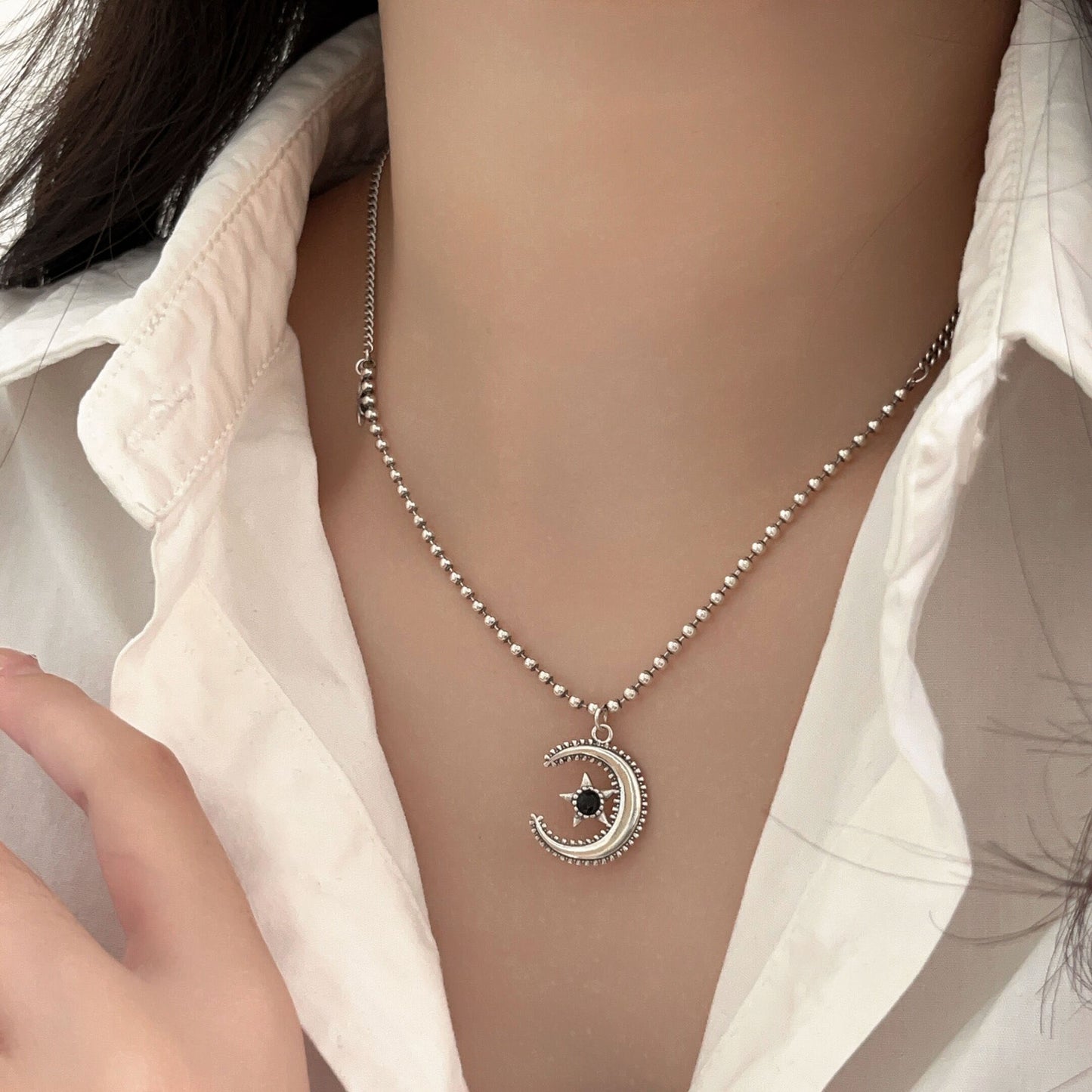 Sier Sterling Bear Vintage Niche Design Necklaces